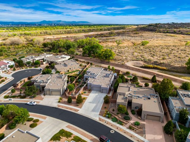 4900 Camino Valle Trail NW, Albuquerque, NM 87120