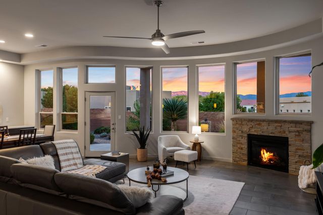 4900 Camino Valle Trail NW, Albuquerque, NM 87120