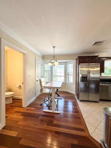 580 Quarry St 18, Quincy, MA 02169
