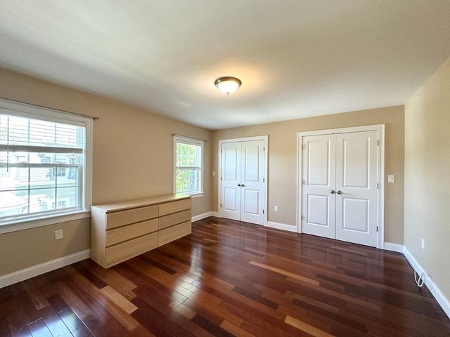 580 Quarry St 18, Quincy, MA 02169