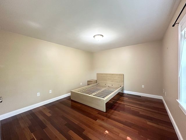 580 Quarry St 18, Quincy, MA 02169