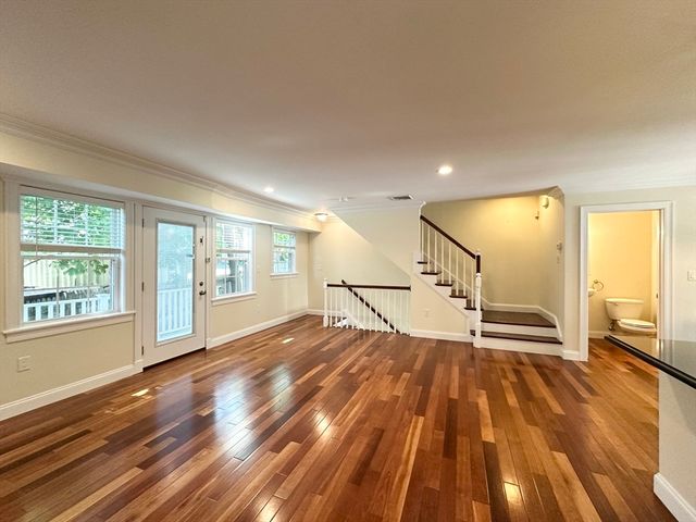 580 Quarry St 18, Quincy, MA 02169