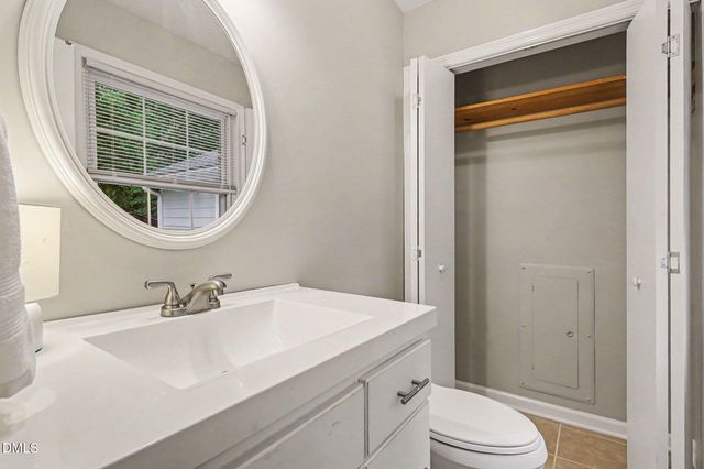 9208 Holly Springs Road, Apex, NC 27539