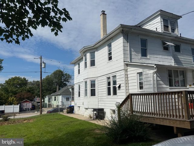 307 TAYLOR AVE, Upper Chichester, PA 19061