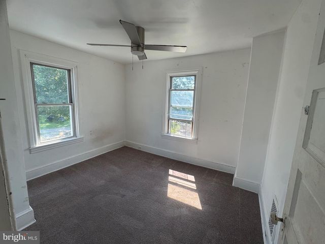 307 TAYLOR AVE, Upper Chichester, PA 19061