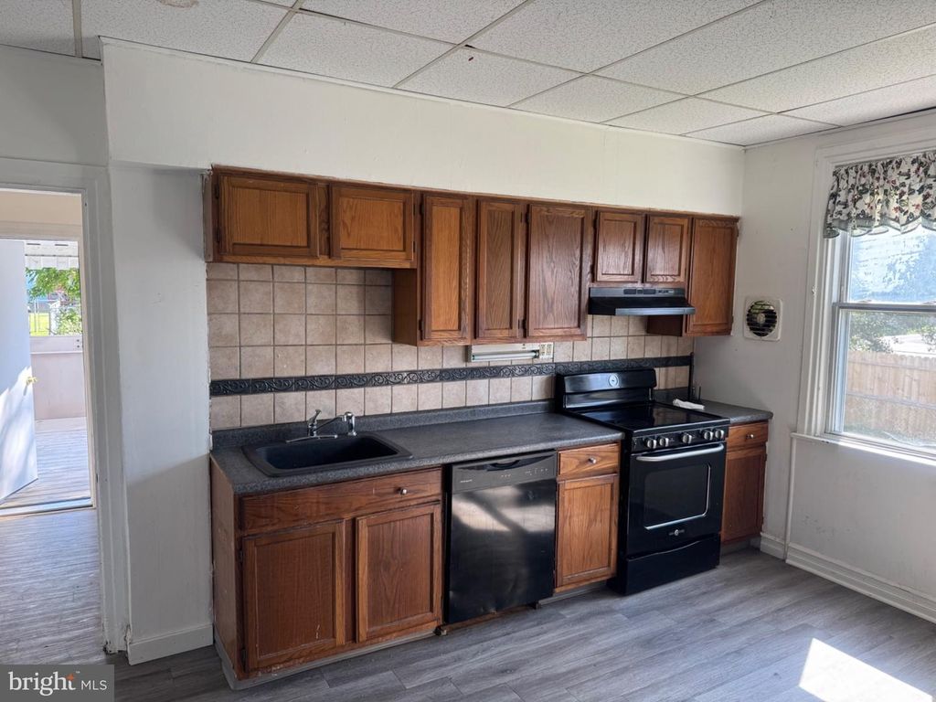 307 TAYLOR AVE, UPPER CHICHESTER, PA 19061 — photo 5