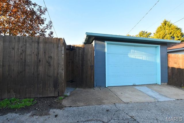 3627 Blow Street, St Louis, MO 63116