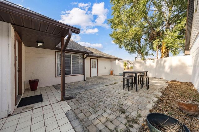 10815 VENICE CIRCLE, Tampa, FL 33635