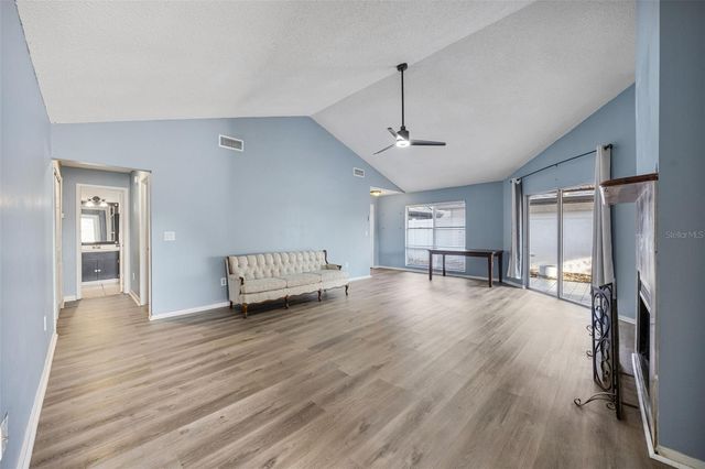 10815 VENICE CIRCLE, Tampa, FL 33635