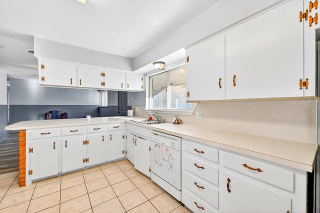 2217 Cimmaron Ave, Midland, TX 79705