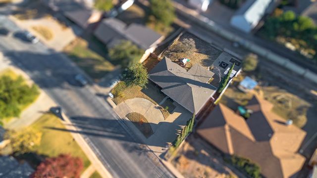 2217 Cimmaron Ave, Midland, TX 79705