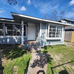 1411 E 36th Street, Houston, TX 77022