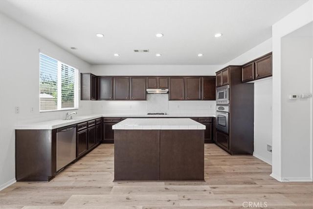13118 Jardene Street, Corona, CA 92880