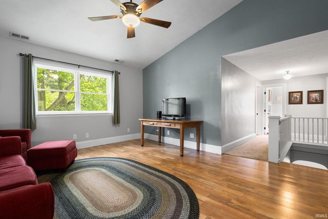 15009 Kelly Road, Mishawaka, IN 46544