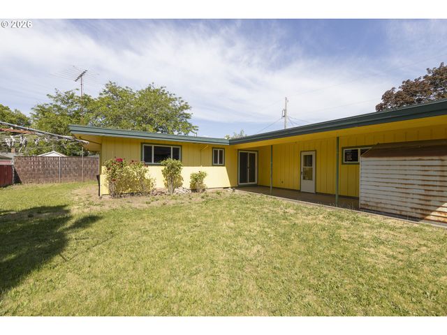 252 Nw 14TH St, Mc Minnville, OR 97128
