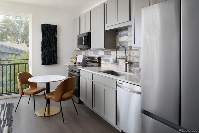 1634 N Sheridan Boulevard 301, Denver, CO 80204