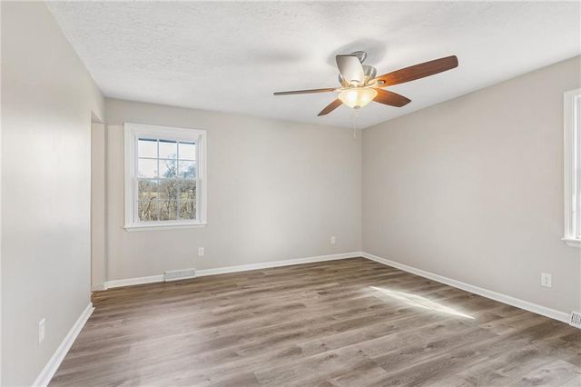 7539 Westridge Road, Raytown, MO 64138