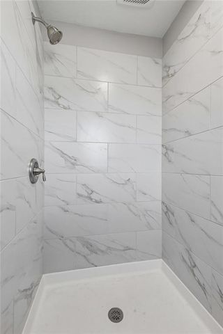 7539 Westridge Road, Raytown, MO 64138