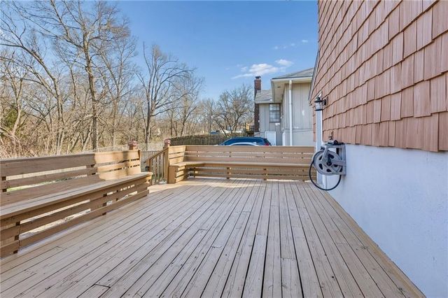 7539 Westridge Road, Raytown, MO 64138