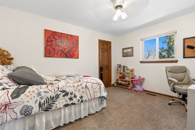 2504 Calle Delfino, Santa Fe, NM 87505