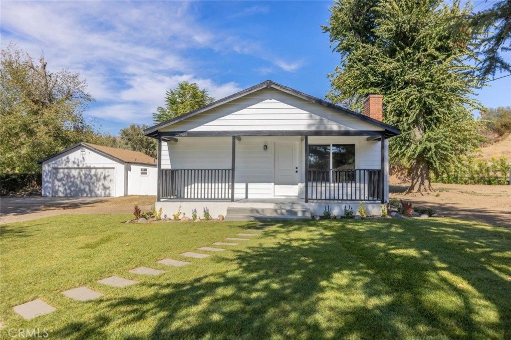 27908 Adon Avenue, Canyon Country, CA 91387 — photo 2