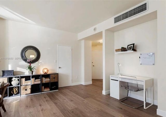 4925 Collins Ave 2H, Miami Beach, FL 33140