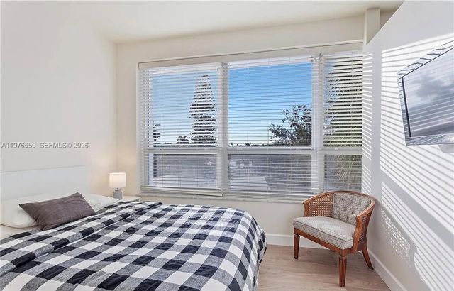 4925 Collins Ave 2H, Miami Beach, FL 33140