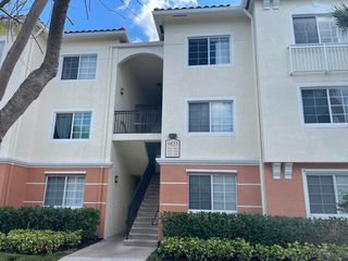 9833 Baywinds Drive 7302, West Palm Beach, FL 33411