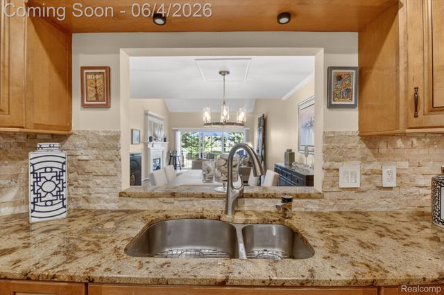 39852 Glenview Court, Northville Township, MI 48168