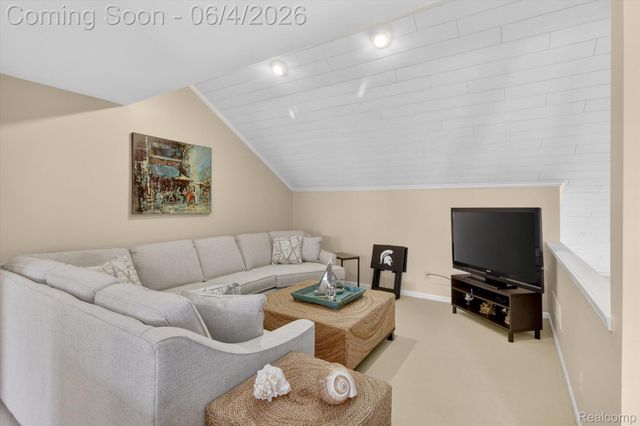 39852 Glenview Court, Northville Township, MI 48168
