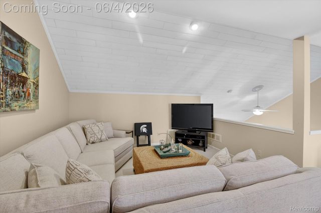 39852 Glenview Court, Northville Township, MI 48168