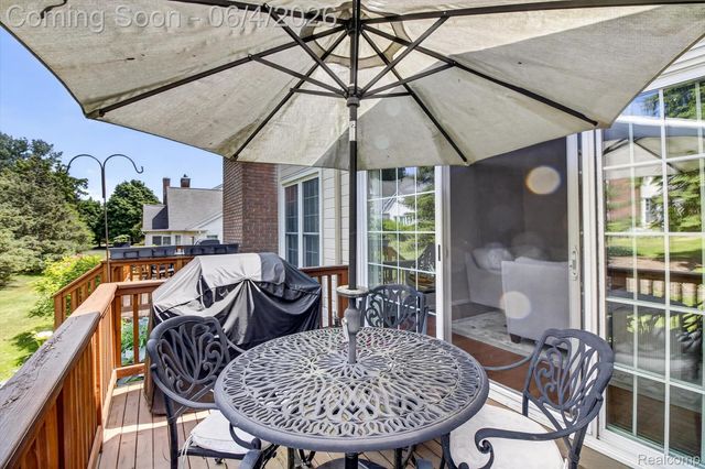 39852 Glenview Court, Northville Township, MI 48168