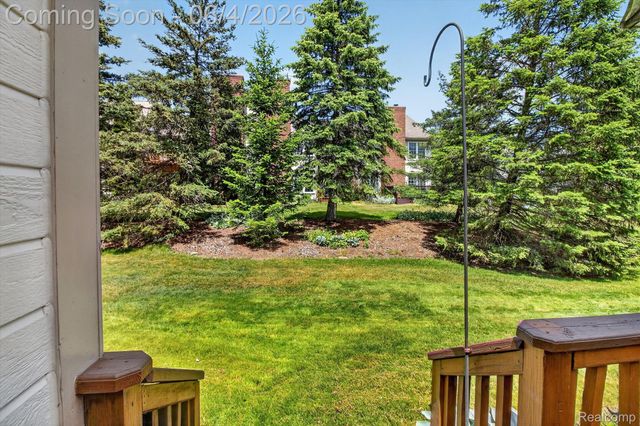 39852 Glenview Court, Northville Township, MI 48168
