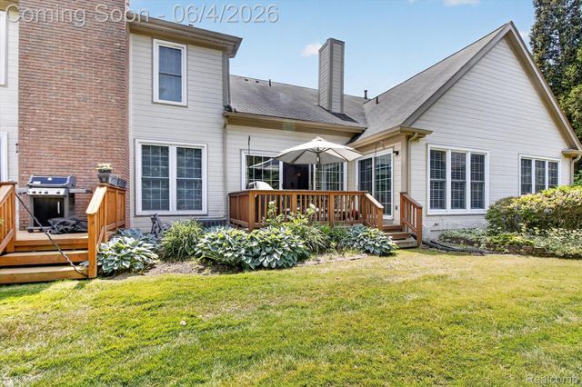 39852 Glenview Court, Northville Township, MI 48168