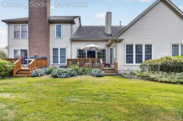 39852 Glenview Court, Northville Township, MI 48168