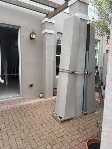 14602 SW 11th St 14602, Pembroke Pines, FL 33027