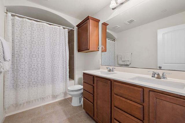 1620 Bryant DR 303, Round Rock, TX 78664
