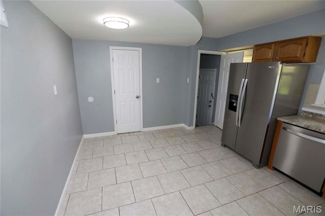 6616 Dunwold Drive, St Louis, MO 63134