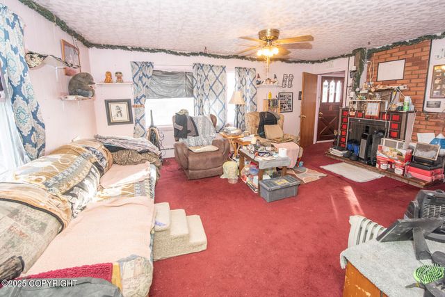1403 W 34th Avenue, Anchorage, AK 99503
