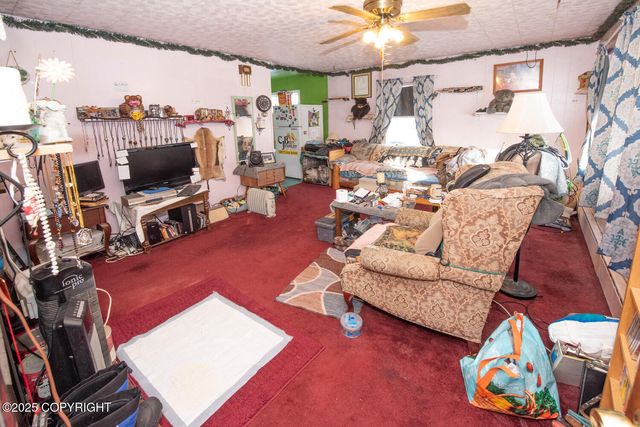 1403 W 34th Avenue, Anchorage, AK 99503