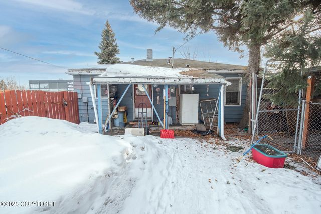 1403 W 34th Avenue, Anchorage, AK 99503