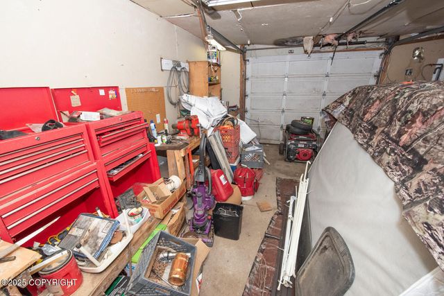 1403 W 34th Avenue, Anchorage, AK 99503