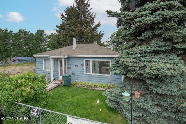 1403 W 34th Avenue, Anchorage, AK 99503