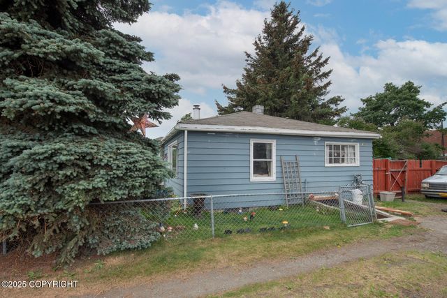1403 W 34th Avenue, Anchorage, AK 99503