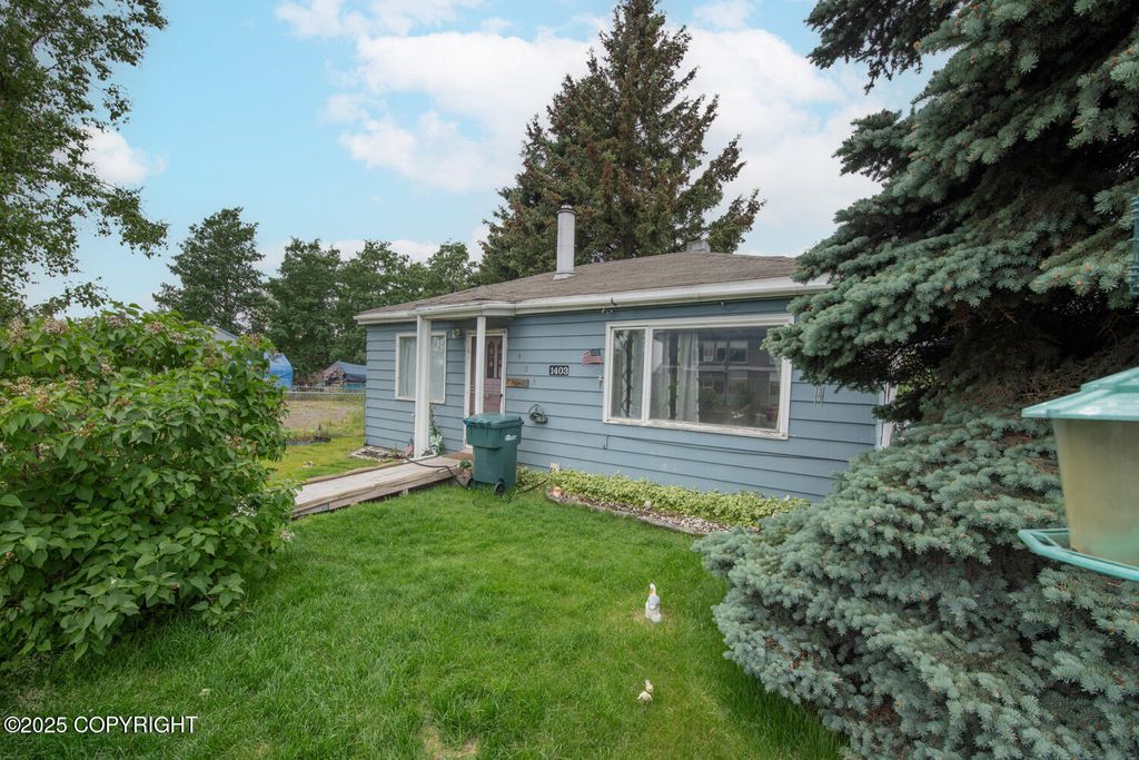 1403 W 34th Avenue, Anchorage, AK 99503
