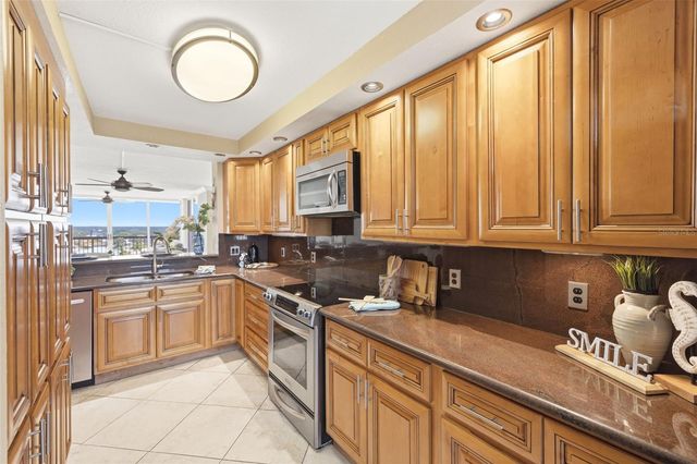 9415 BLIND PASS ROAD 806, St Pete Beach, FL 33706