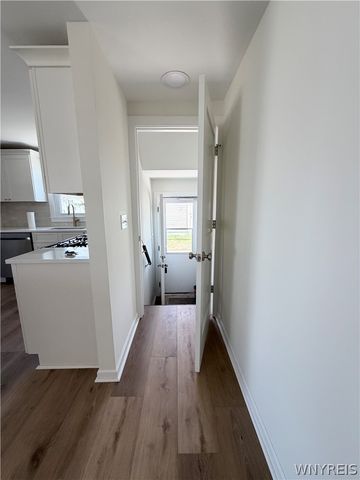 100 Calvin Court South, Tonawanda, NY 14150