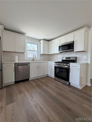 100 Calvin Court South, Tonawanda, NY 14150