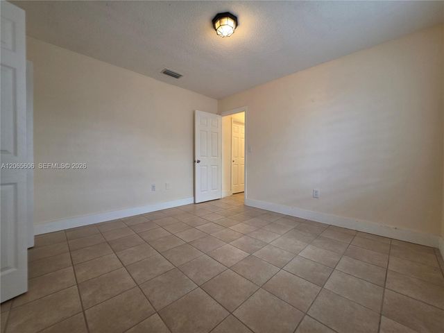 5290 NW 2nd Terrace 1, Miami, FL 33126