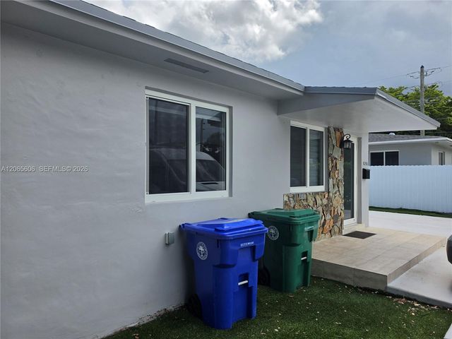 5290 NW 2nd Terrace 1, Miami, FL 33126